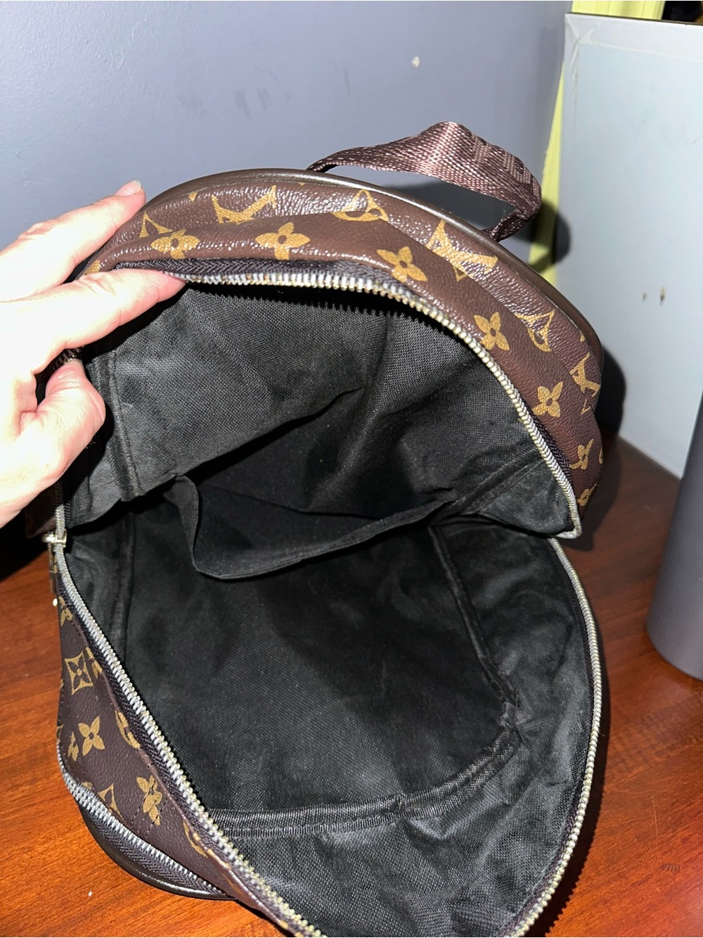 Backpack - Picture 12 of 13